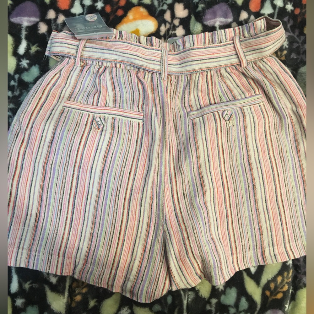 Woman’s striped dress shorts.                         Size -  Small - Picture 9 of 11